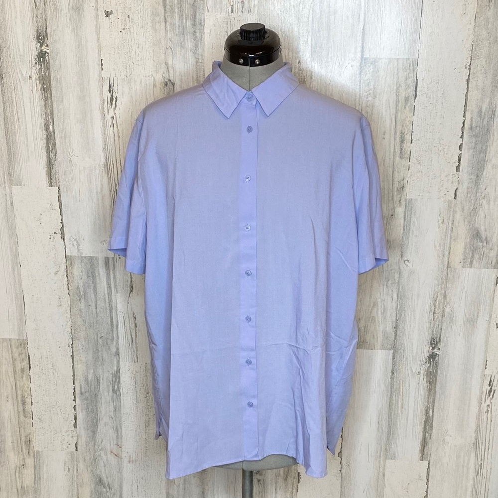 Women’s Uniqlo Button Down Shirt size XL